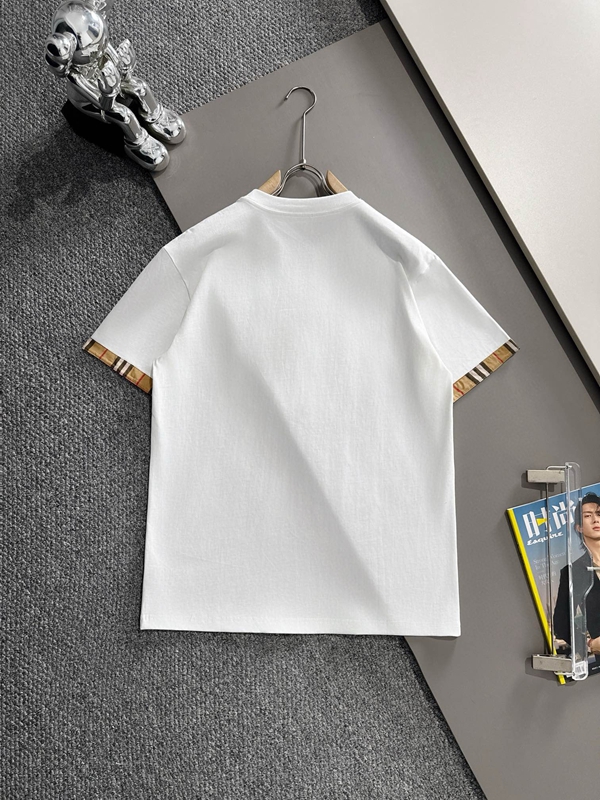 ブランドTシャツ背面デザイン